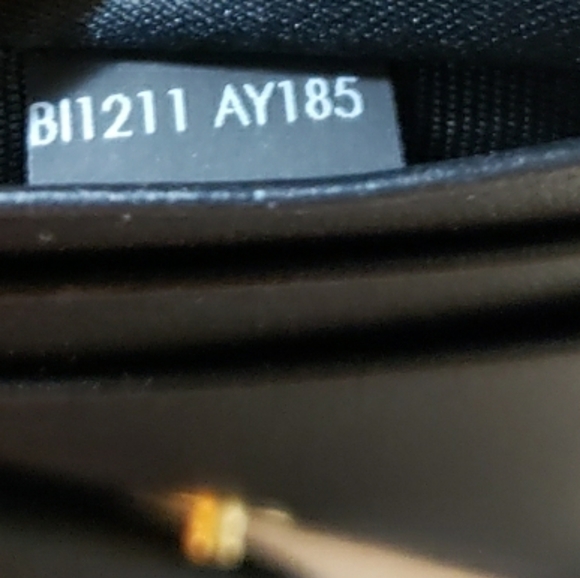 Dolce & Gabbana Multicolor Stone DG Bi-Fold Leather Wallet - Picture 15 of 15